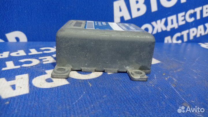 Блок управления airbag Audi A8 седан ABZ 1996