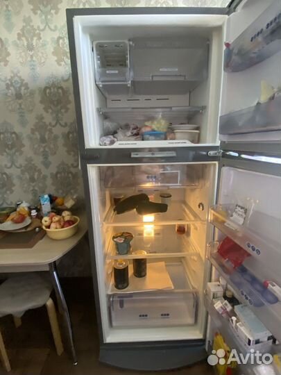 Холодильник бу whirlpool