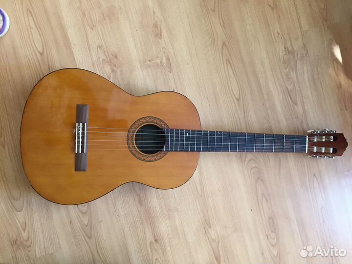 Классическая гитара Yamaha C40