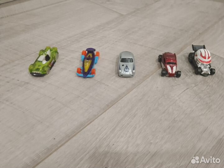 Hot wheels машинки
