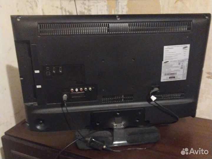 Телевизор samsung ur 28 4000ak