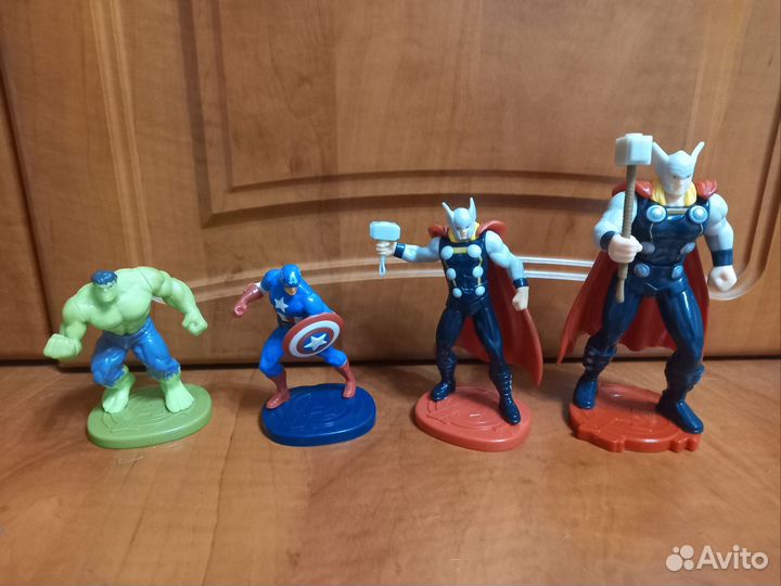 Киндер макси марвел