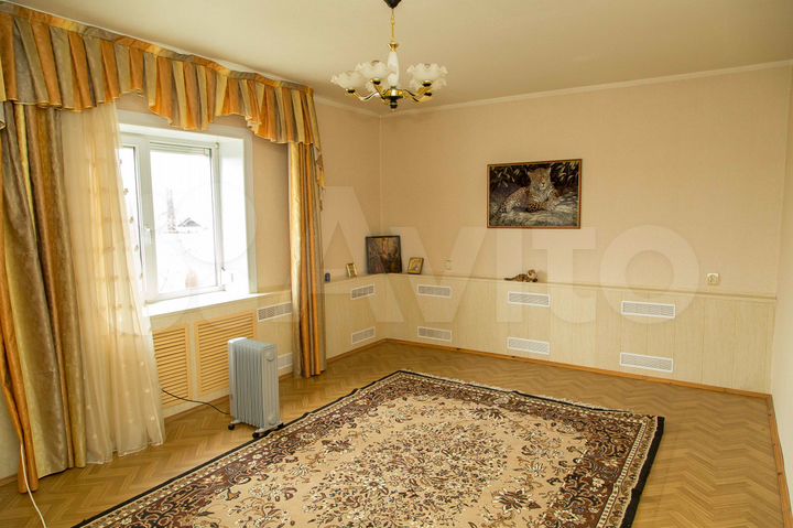 Дом 170 м² на участке 16 сот.