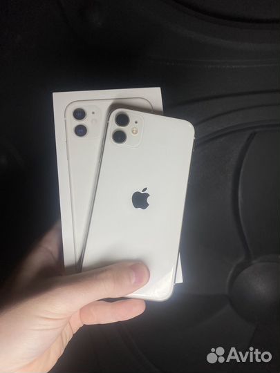 iPhone 11, 64 ГБ