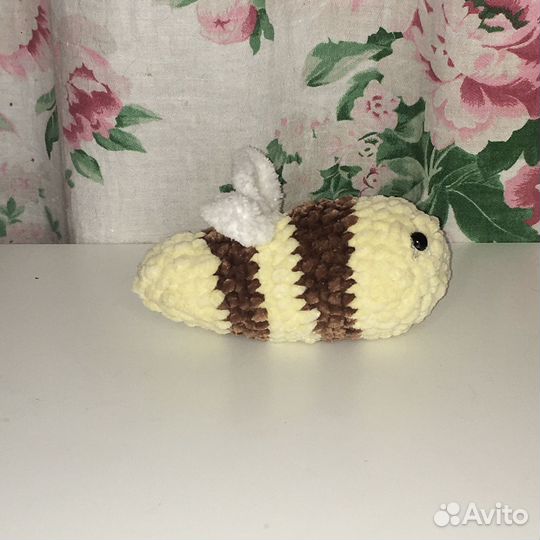 Пчелка (ручной работы)
