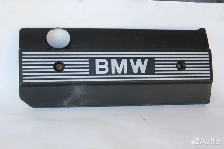 BMW 5 E39 крышка двигателя 17303589
