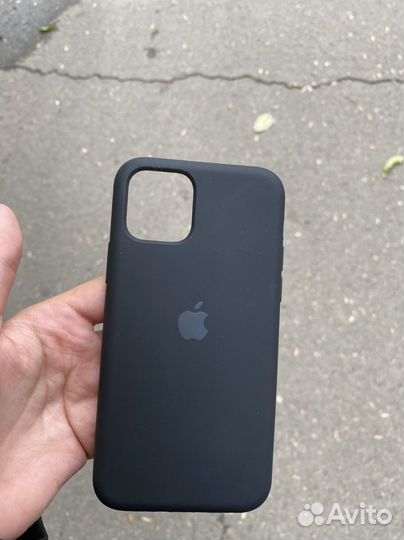 Чехол на iPhone 11 pro (не оригинал)