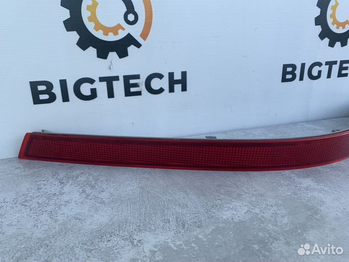 Отражатель в задний бампер Mercedes A2518200274