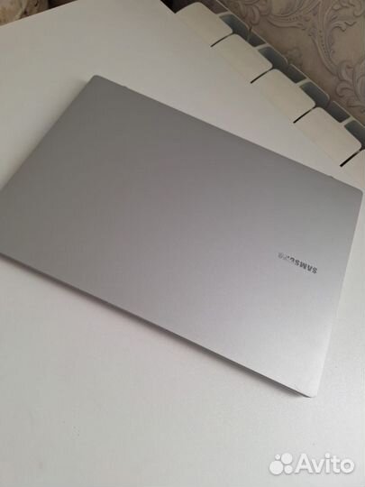 Samsung galaxy book go