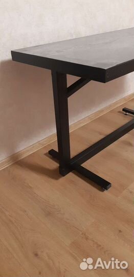 Компьютерный стол новый