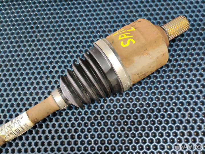 Привод левый Renault Sandero Stepway 2