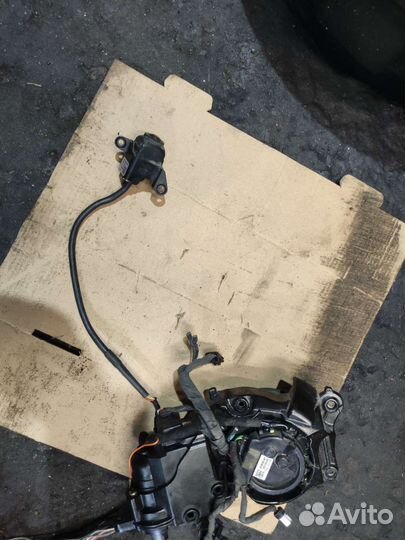 Камера левого зеркала Hyundai Genesis G80