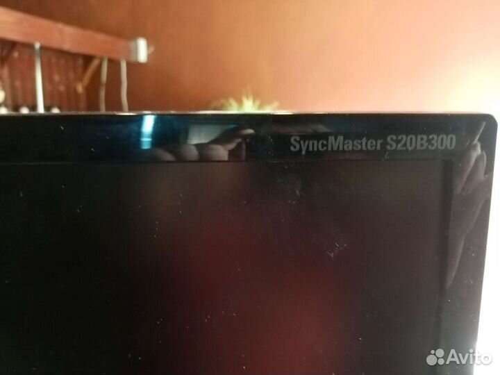 Монитор Samsung