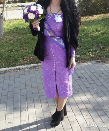 Платье,костюм