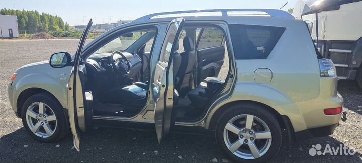 Mitsubishi Outlander 3.0 AT, 2007, 180 000 км
