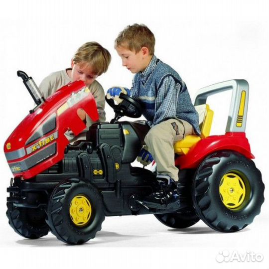 Детский педальный трактор Rolly Toys X-Track