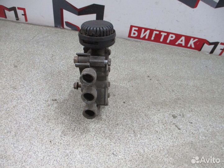 Кран уровня пола главный wabco, Renault