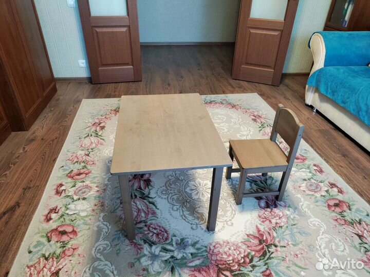 Детский столик и стульчик