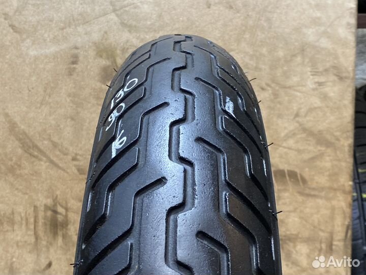 130/90/16 Dunlop Harley D402F (Белая полоса)