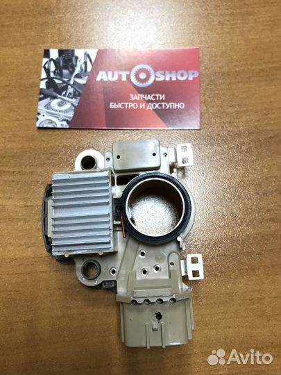 Реле напряжения регулятор щетки Митсубиси Лансер 9