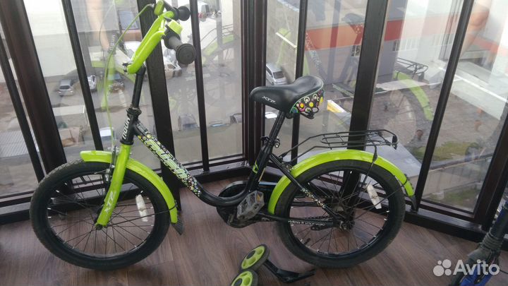 Велосипед четырехколесный