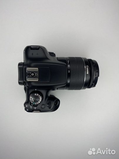 Зеркальный фотоаппарат Canon 1300D