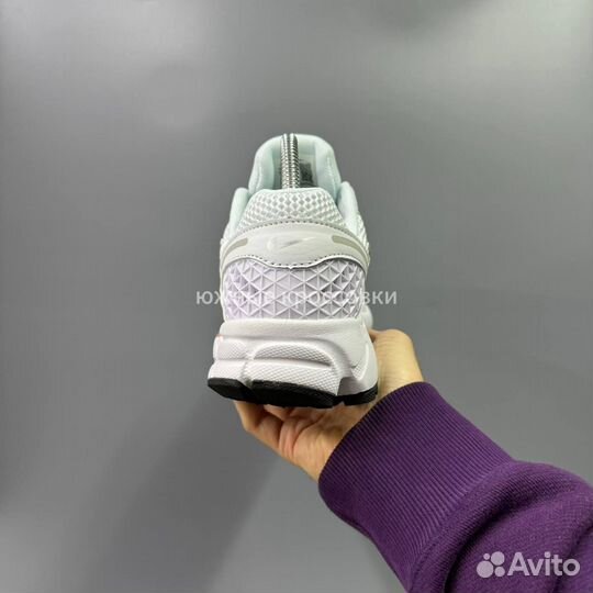 Кроссовки мужские Nike Zoom Vomero 5 Triple White