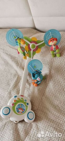 Развивающий коврик и мобиль tiny love