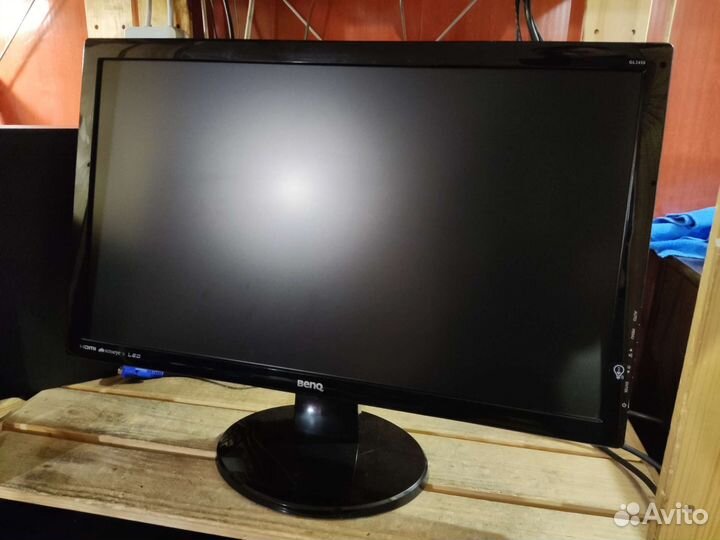 25 ЖК мониторов 24 дюйма benq gl2450hm/hdmi/2м.с