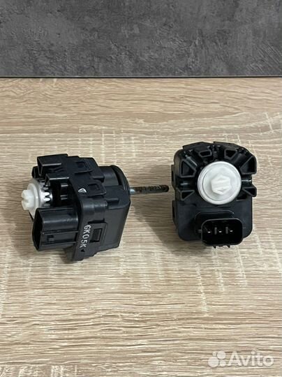 Моторчик корректора фары