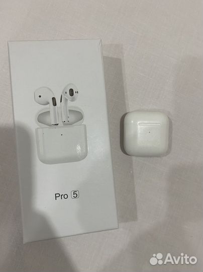 Беспроводные наушники Pro 5 (какая-то реплика)