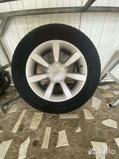 Колеса в сборе на infiniti fx r18 летние