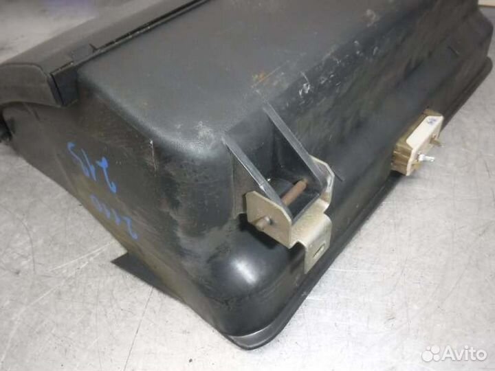 Бардачок переднего пассажира Ваз 2110 1.5 16V 2001