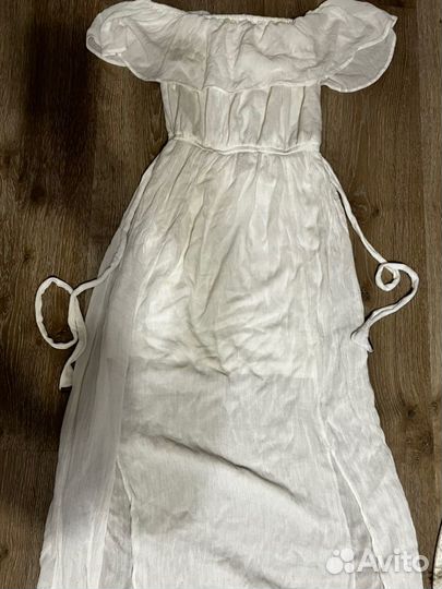 Платье белое