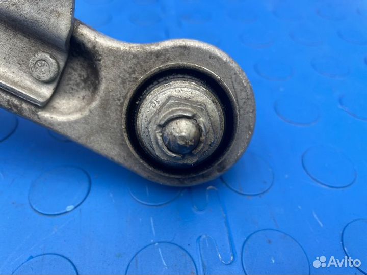 Рычаг задний левый Mercedes C 200 W204 271.860