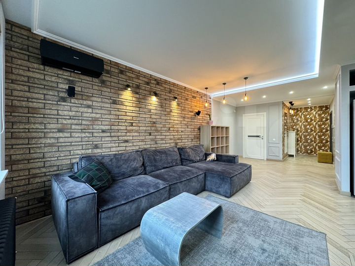 4-к. квартира, 140 м², 14/24 эт.