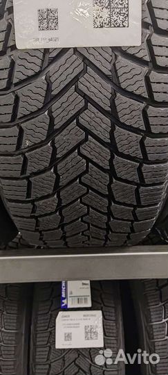 Michelin X-Ice Snow 215/55 R17 98H