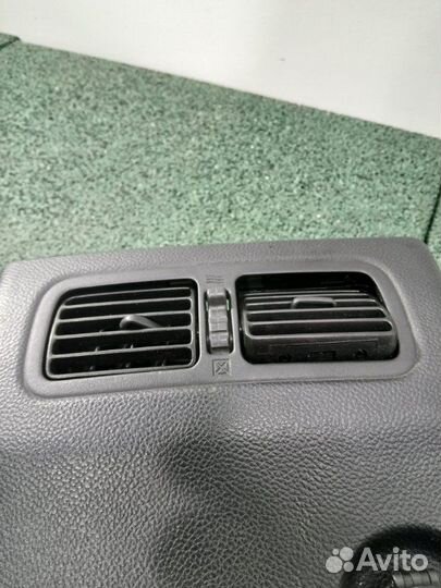 Накладка центральной консоли Infiniti Qx70 S51