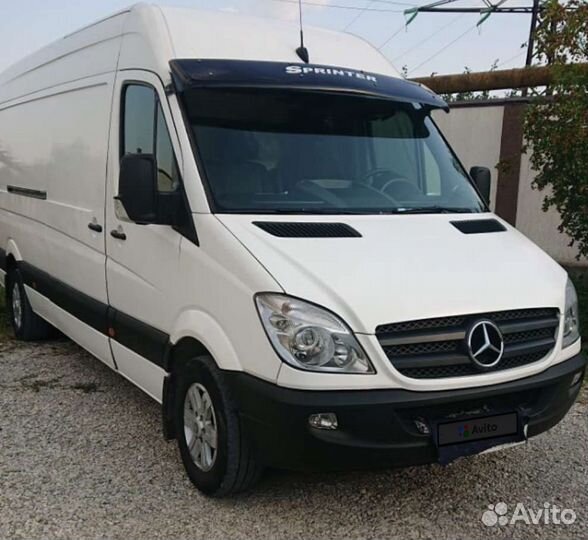 Mercedes-Benz Sprinter цельнометаллический, 2009