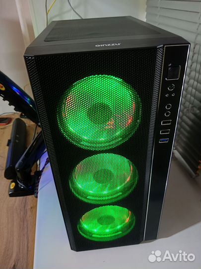 Игровой системный блок, Intel e5-2690v3, AMD RX580