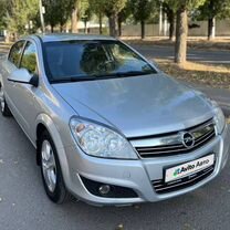 Opel Astra 1.6 AMT, 2011, 120 300 км