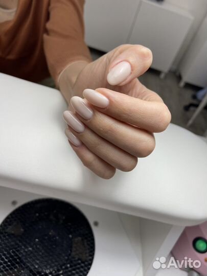 Маникюр на дому