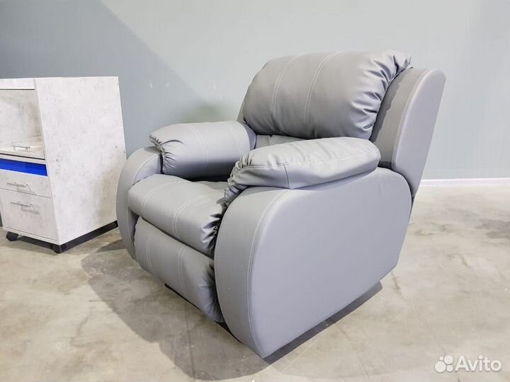 Кресло реклайнер для педикюра
