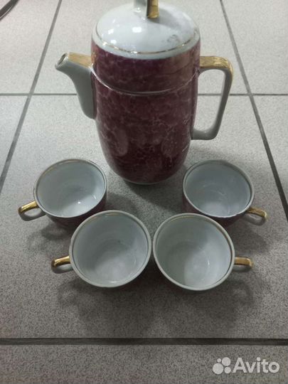 Кофейный сервиз на 4 персоны