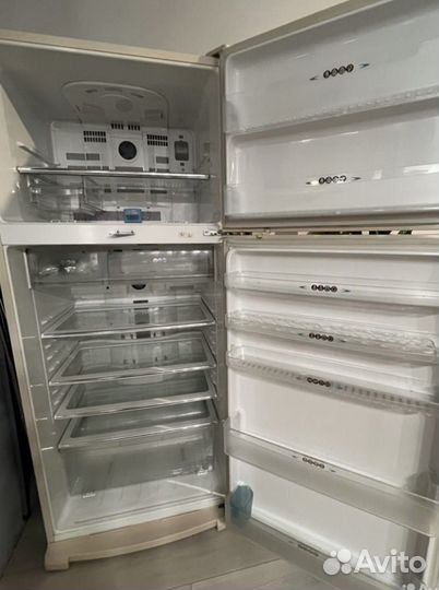 Холодильник бу sharp