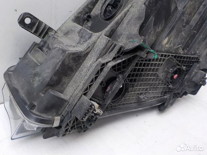 Фара правая BMW X5