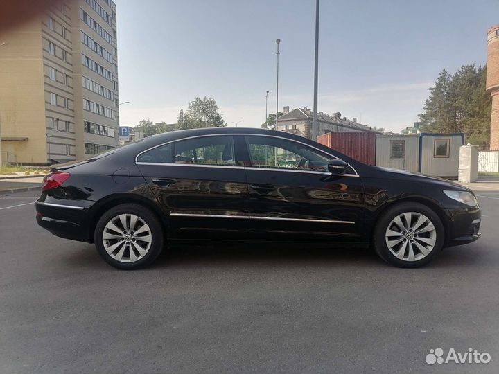 Volkswagen Passat CC, 2010