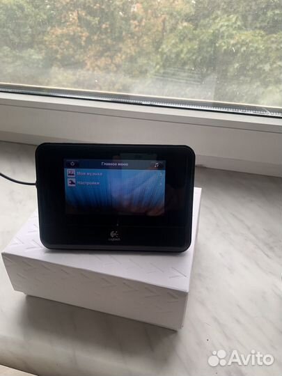 Сетевой аудио стример Logitech Squizeebox Touch