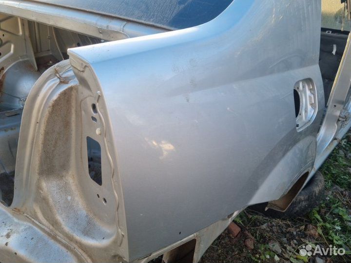 Крыло заднее правое Renault Logan