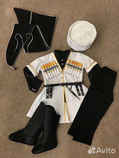 Костюм джигита